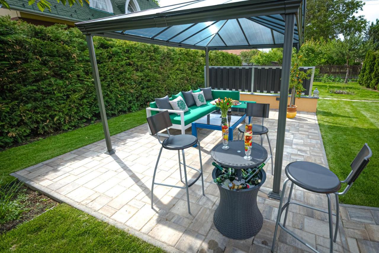 Sunny Garden Pihenohaz Villa Siofok Bagian luar foto