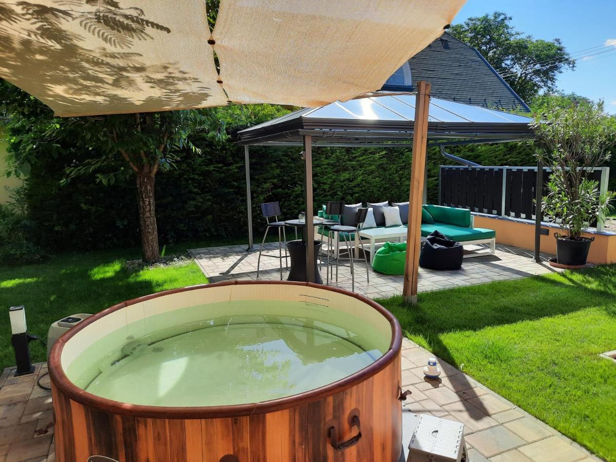Sunny Garden Pihenohaz Villa Siofok Bagian luar foto
